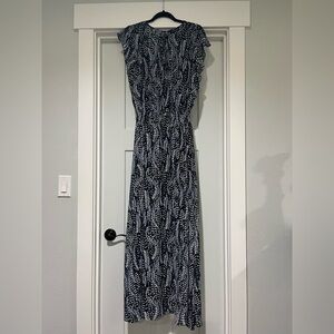 White House Black Market 2 Piece Dress in black/blue/white. Size Large.